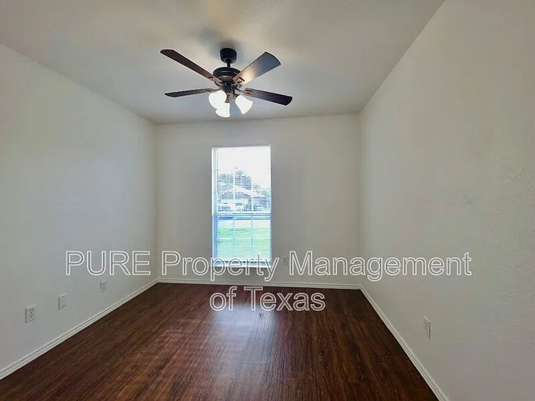 3007 Zachary Ln — Photo 19