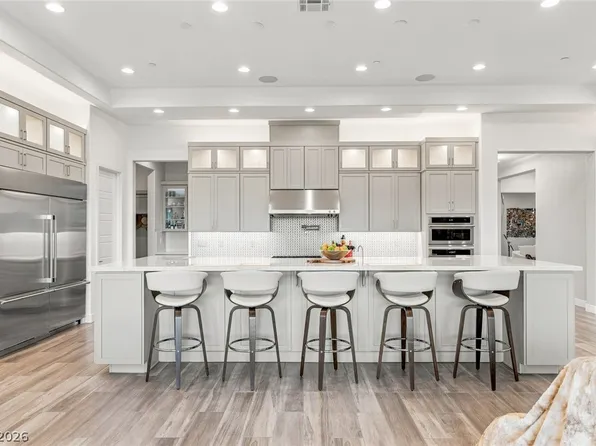 9935 Justin Earl Ave, Las Vegas, NV 89149