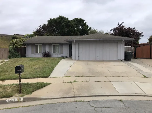 13375 Taft Cir, Salinas, CA 93906
