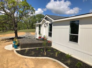 19610 Green Tree Dr, Red Bluff, CA 96080