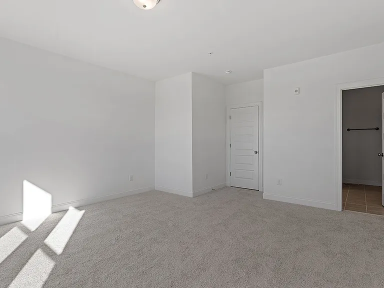 1221 S Blount St #101 — Photo 28