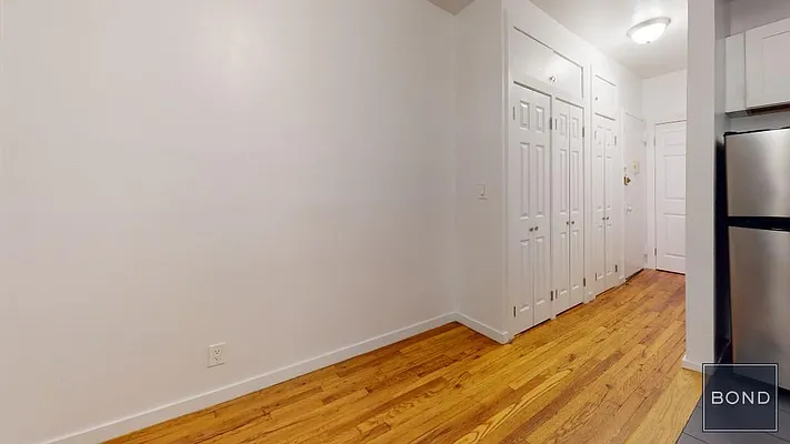 Rented by Bond New York | media 20