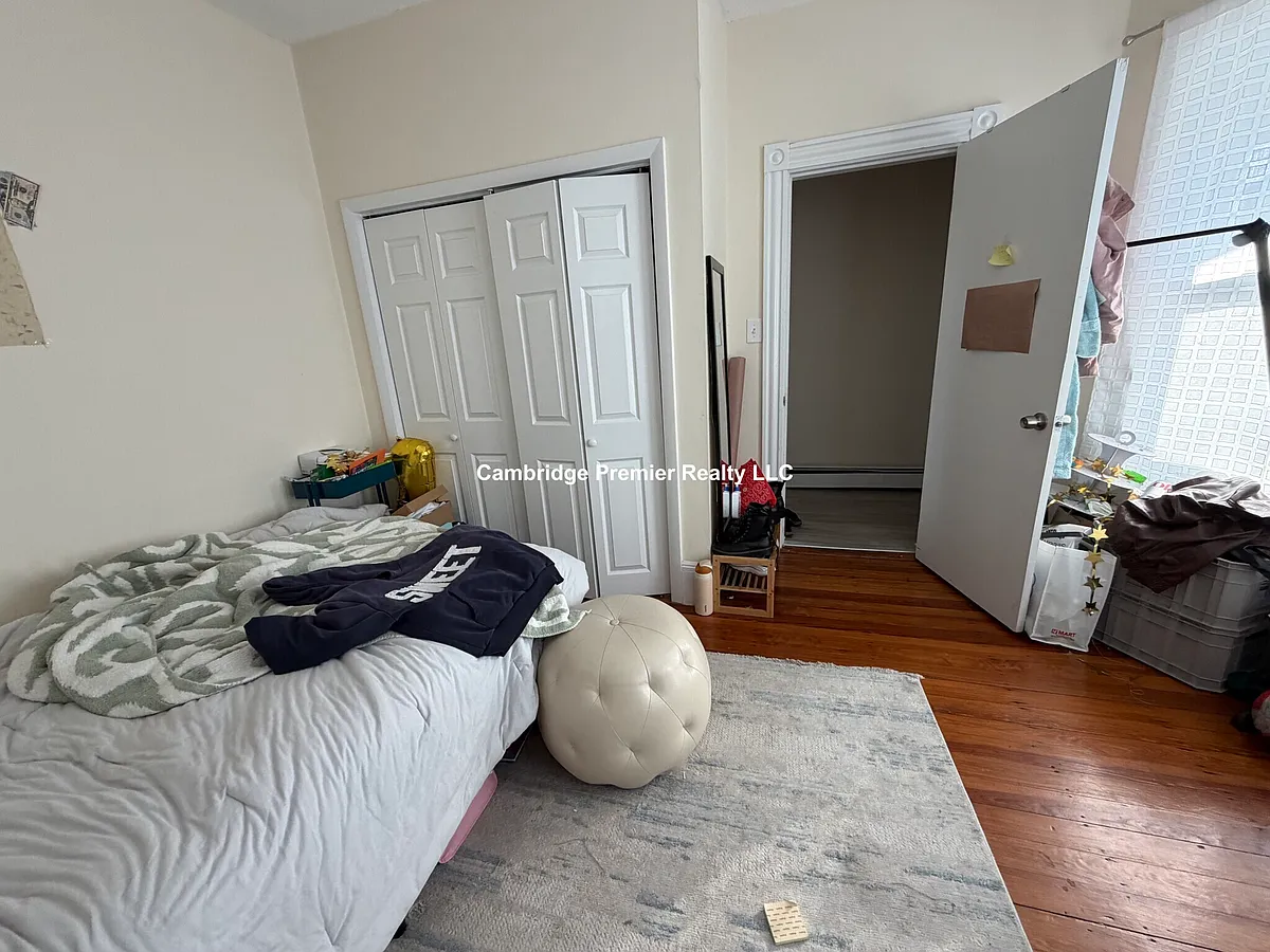 Photo 2 of 13 - 70 Winchester St #2 - Medford, MA Building Photo - 70 Winchester St #2