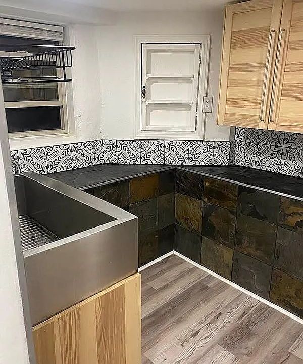 1st image of 460 El Paso Blvd #3
