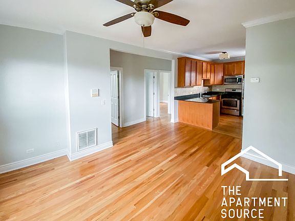 2nd image of 1210 W Waveland Ave Unit 2