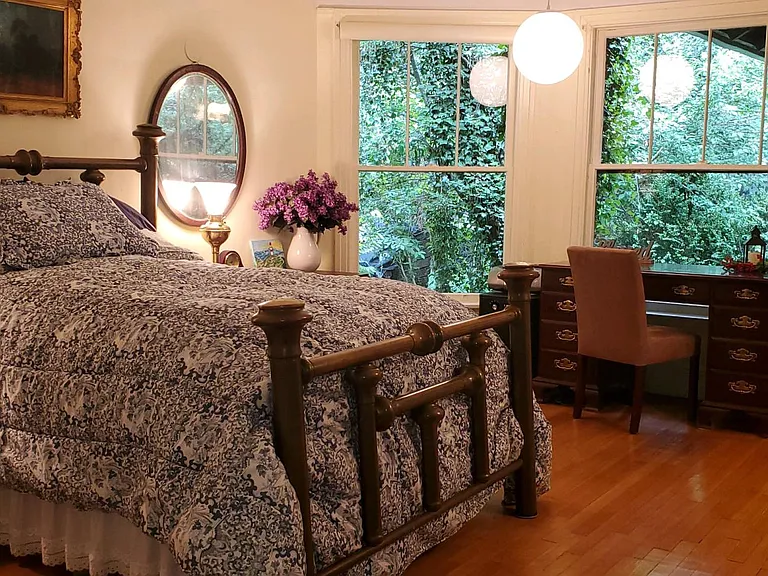 Master Bedroom Bay Windows