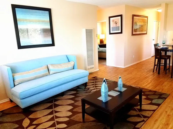 Park Parthenia Apartments, 19100 Parthenia St #1B-1Ba-650Sqft, Northridge, CA 91324