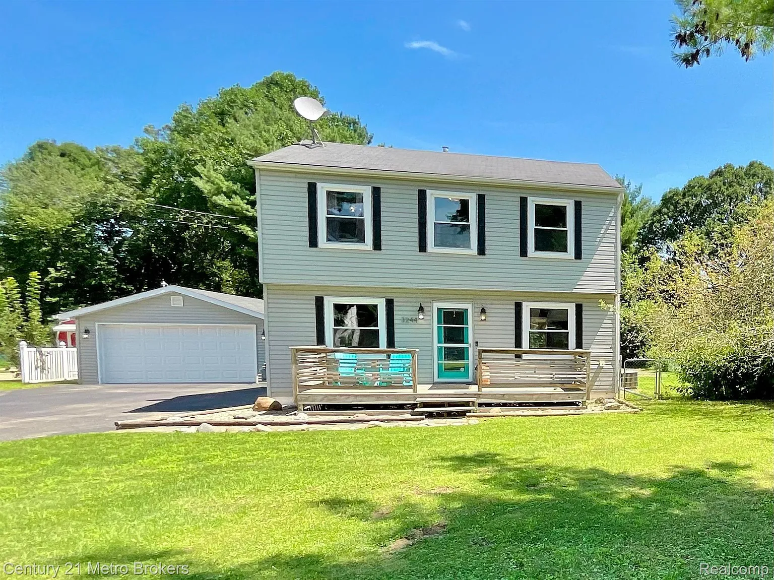 3244 Lynne Ave photo 1