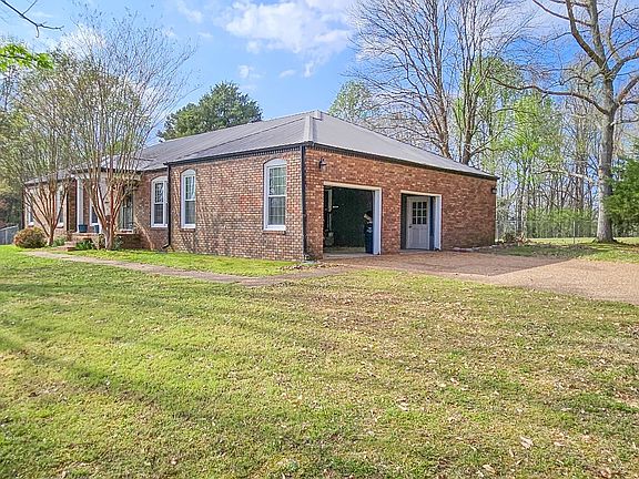 3rd image of 2231 County Road 344