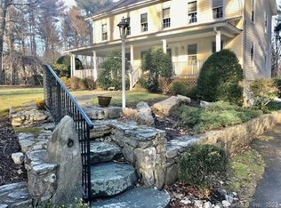 479 Newtown Tpke, Weston, CT 06883