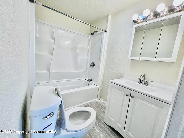636 Beech St #2 — Photo 10