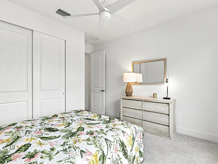 11724 SW Aquila Way — Photo 18