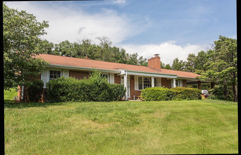 3300 Read Mountain Rd, Roanoke, VA 24019 Zillow