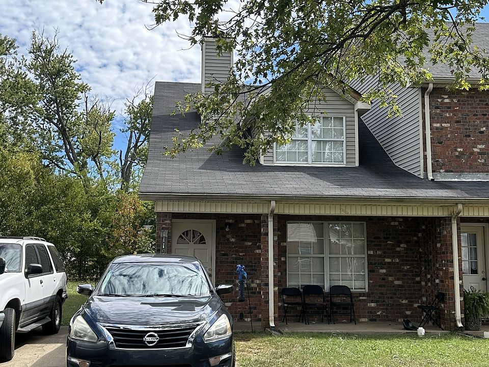 1st image of 1119 N Lakeshore Dr