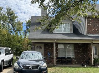 1119 N Lakeshore Dr, Murfreesboro, TN 37130