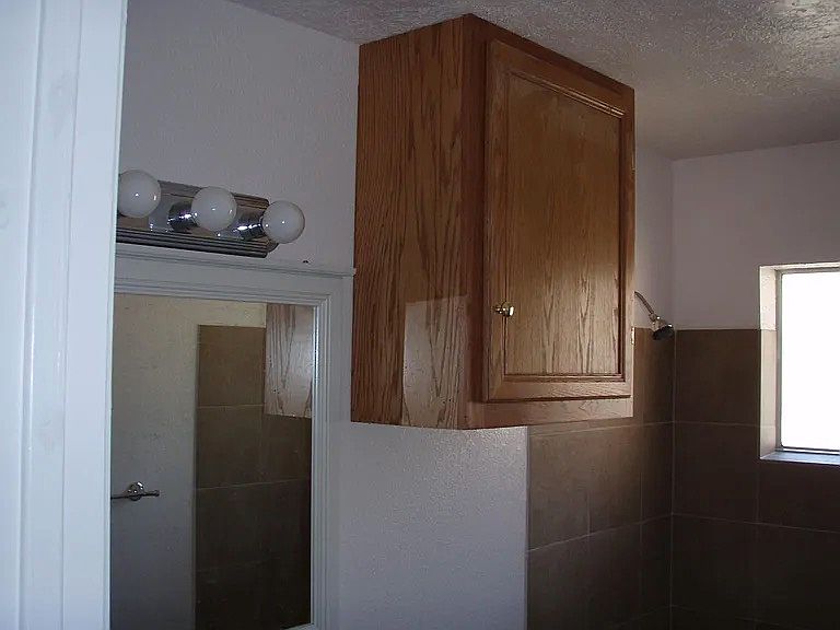 1st image of 634 Bradley St