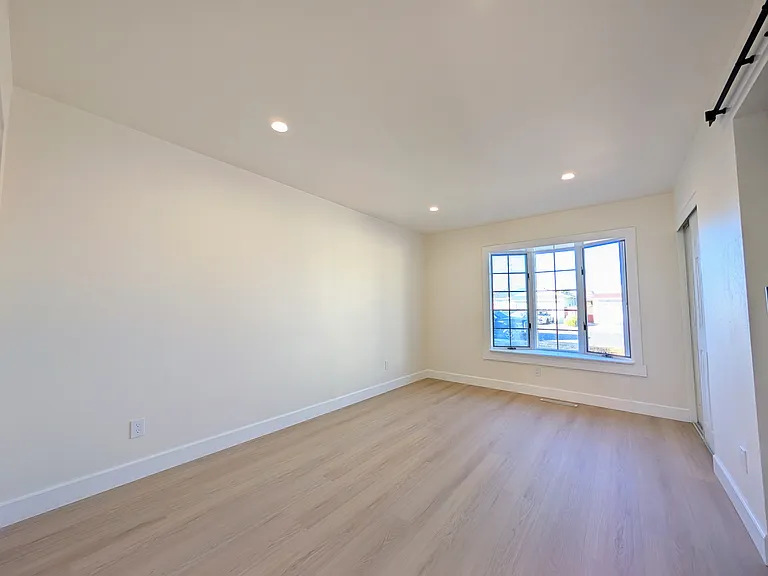 2234 Salisbury Way — Photo 6