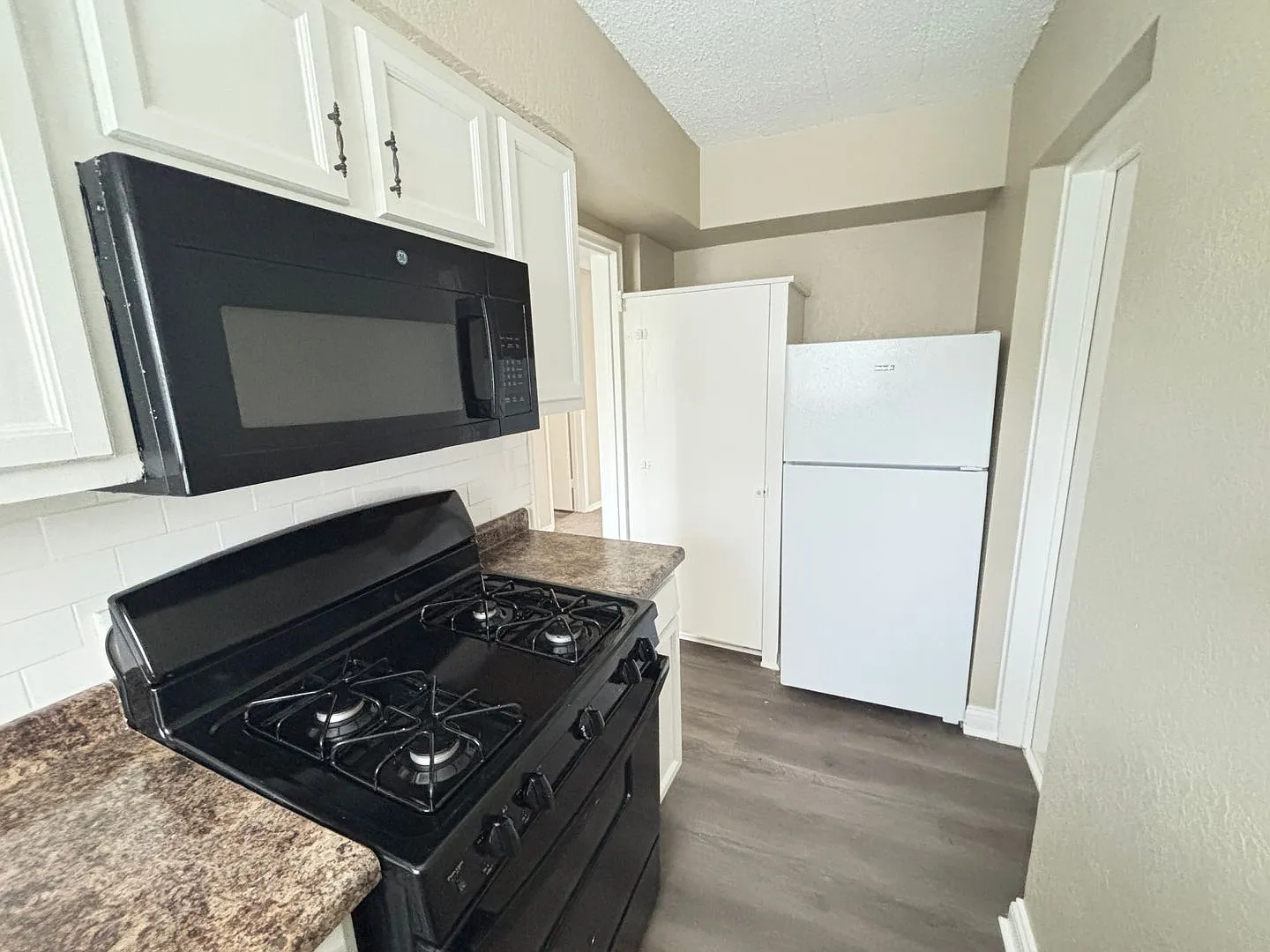 Hoagland Apartments — Photo 3