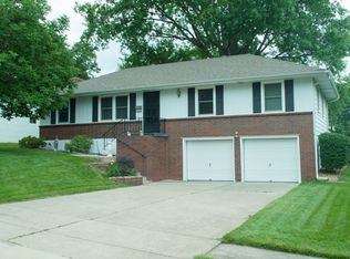 15805 E 38th St S, Independence, MO 64055