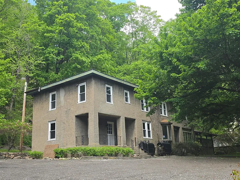 7 Stone Ridge Rd — Photo 4