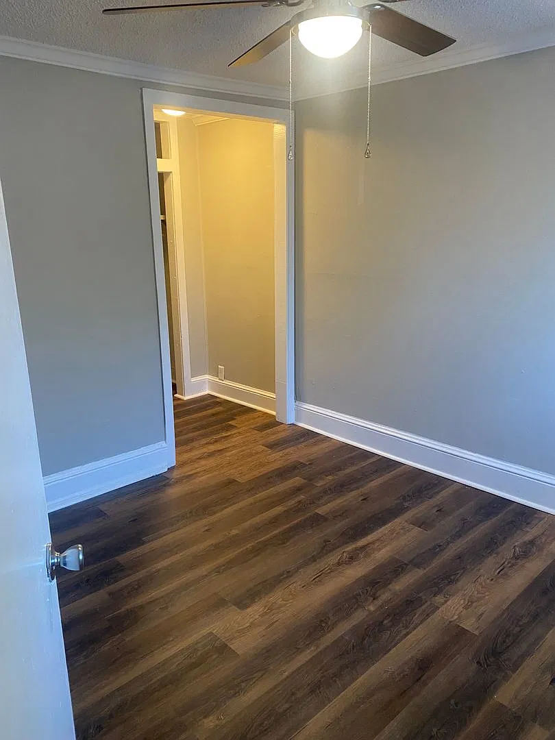 3950 South Dixie Road — Photo 4