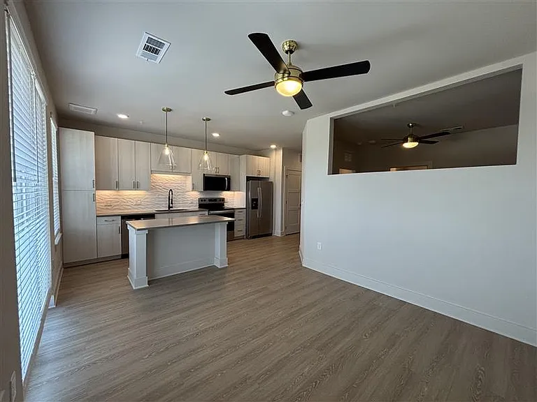 District on the Etowah Apartments — Photo 149