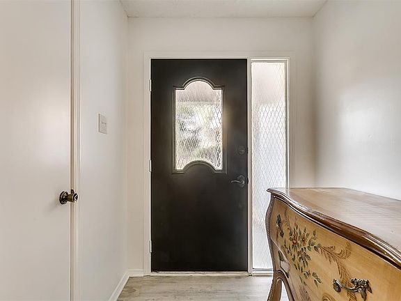 3rd image of 732 NW James Cir