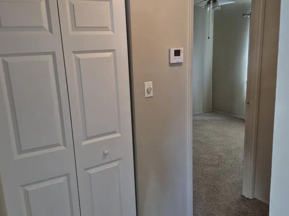 5310 Godfrey Rd APT 31, Godfrey, IL 62035