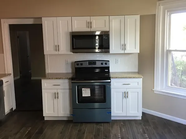 527 Derstine Ave #1, Lansdale, PA 19446
