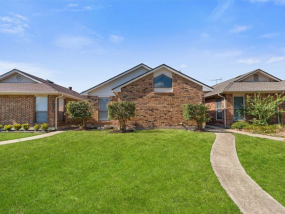 3rd image of 2539 Sunscape Ln