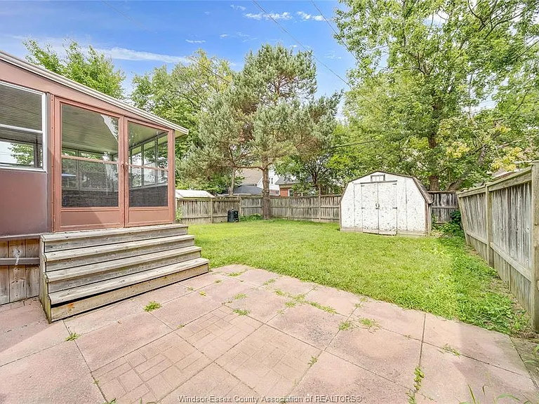 1944 George Ave — Photo 22