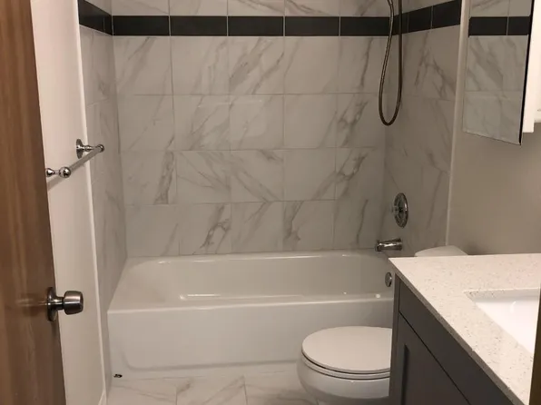 526 151st Pl SW, Lynnwood, WA 98087