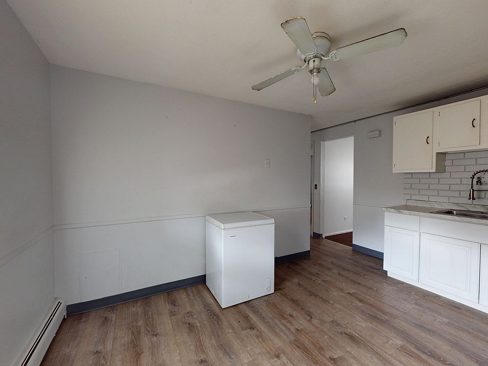 1st image of 127 Trenton St APT 6
