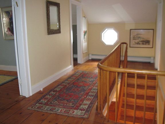 2nd floor landing