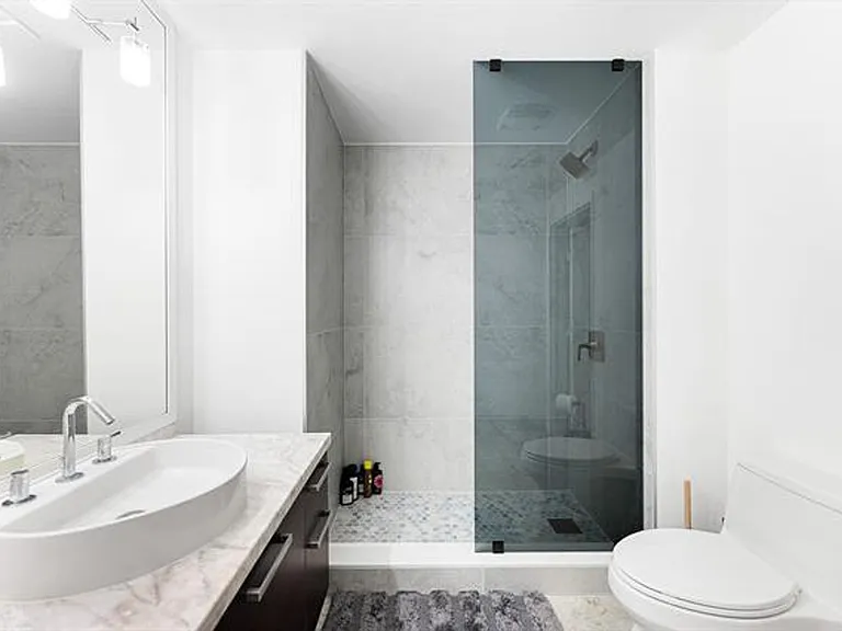 244 Biscayne Blvd #651 — Photo 22