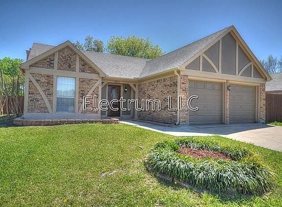 4th image of 5411 Yaupon Dr