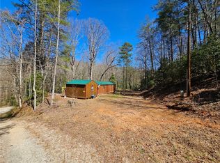 290 Santas Ln, Mountain Rest, SC 29664