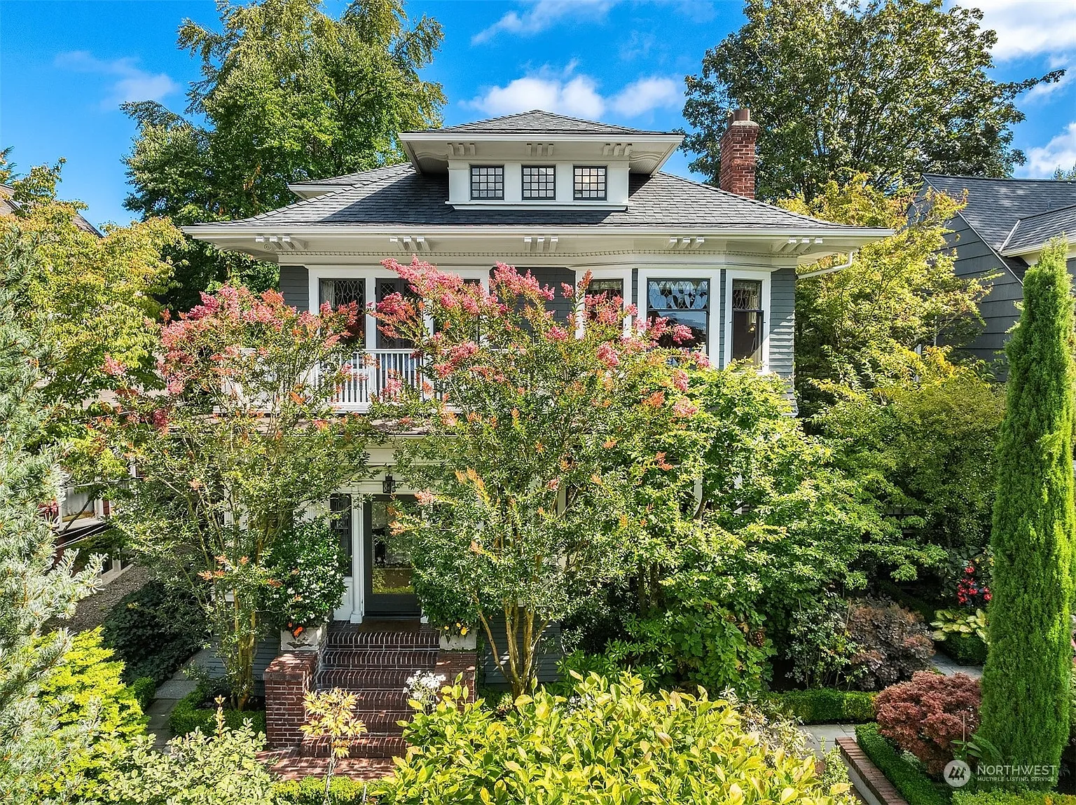 1108 Harvard Avenue E photo 1
