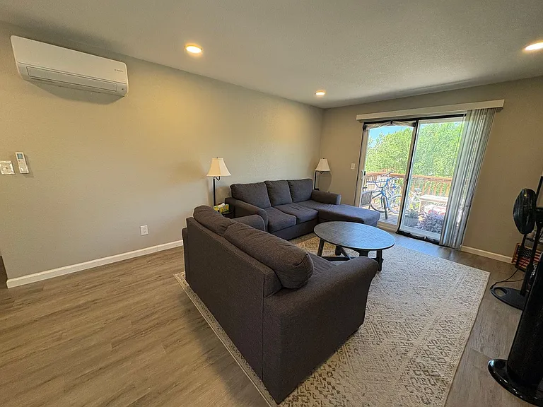 6741 Dublin Loop W — Photo 8