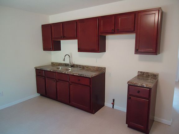 3rd image of 4505 Crestline Dr