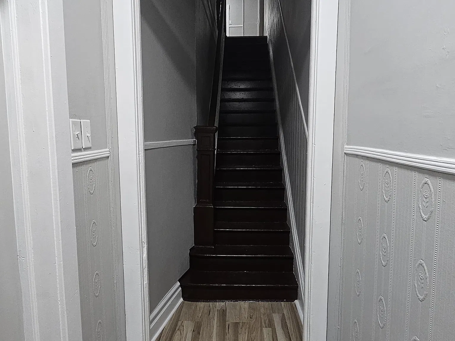 3 bed, 1.5 bath, $2,500 — Photo 2