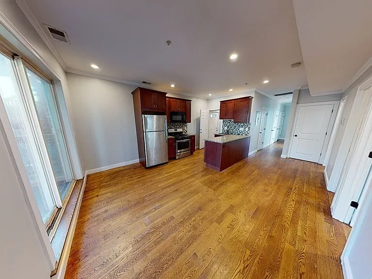 27 Chestnut Ave #1 — Photo 7