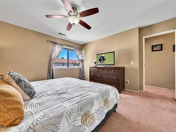 2nd floor bedroom