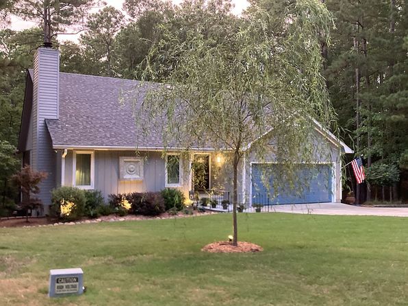 205 River Pl