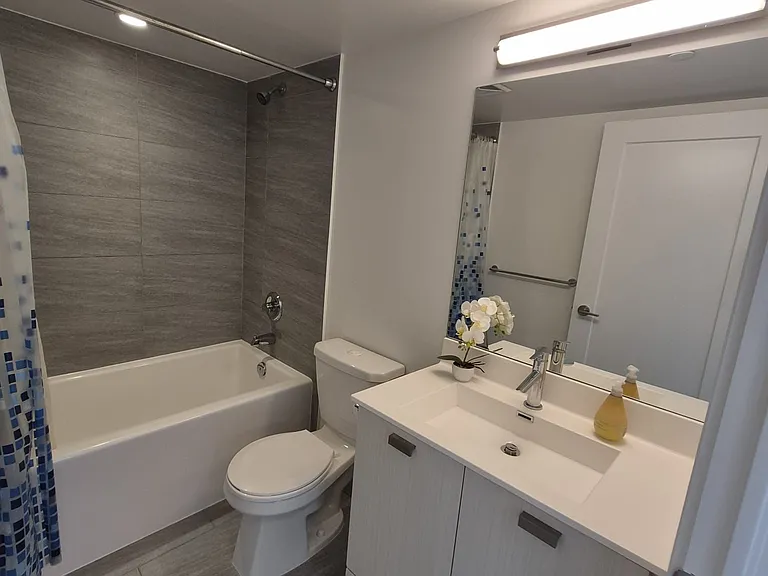 275 Village Green Sq #1820 — Photo 18