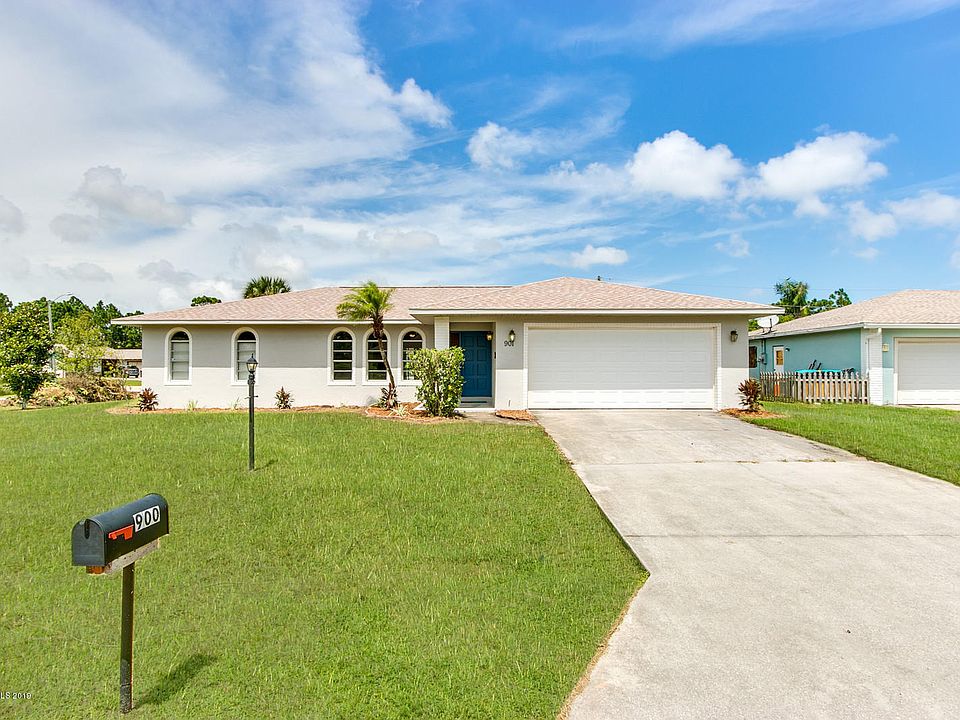1st image of 901 Algardi St SE