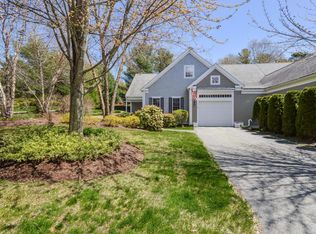 8 Applewood Ct, Bourne, MA 02532