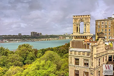 Sold by Wohlfarth & Associates Inc