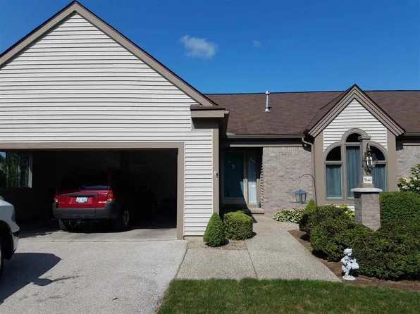 5640 Cortland Cir, Bay City, MI 48706