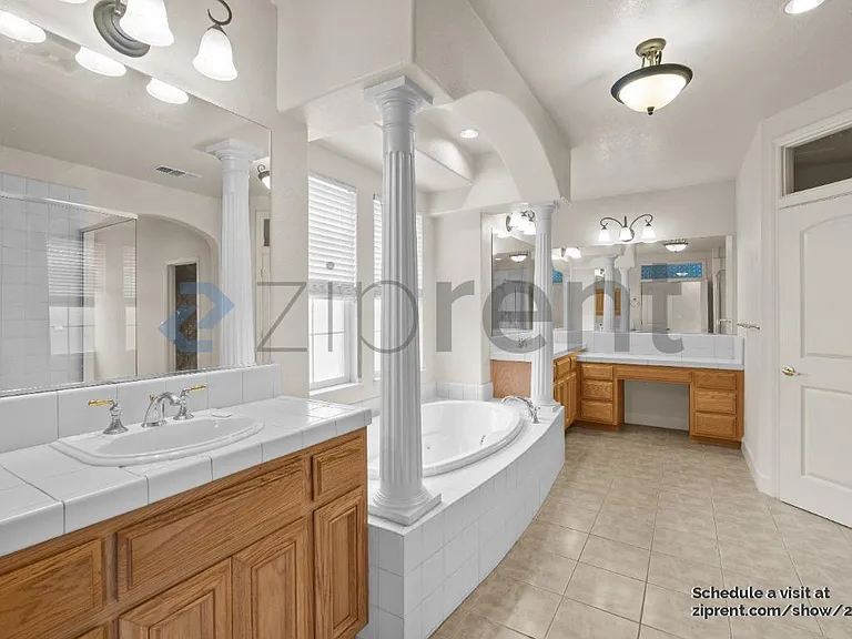 9208 Hallmark Pl — Photo 21